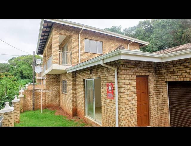 3 BEDROOM COMPLEX FOR SALE IN SOUTHPORT